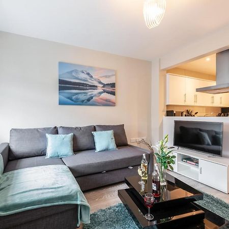 Dartford, Kent - Modern 2Bd 2Bath En-Suite Bungalow M25 Bluewater Exteriör bild