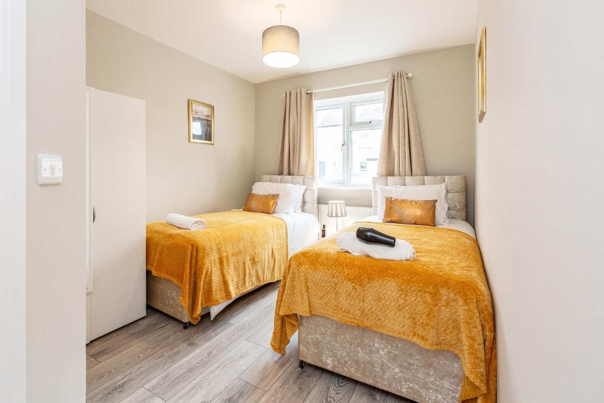 Dartford, Kent - Modern 2Bd 2Bath En-Suite Bungalow M25 Bluewater Exteriör bild