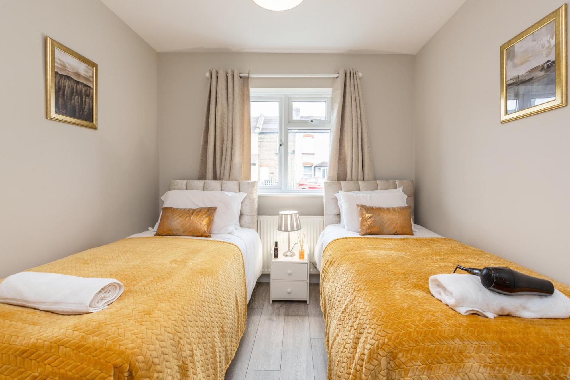 Dartford, Kent - Modern 2Bd 2Bath En-Suite Bungalow M25 Bluewater Exteriör bild