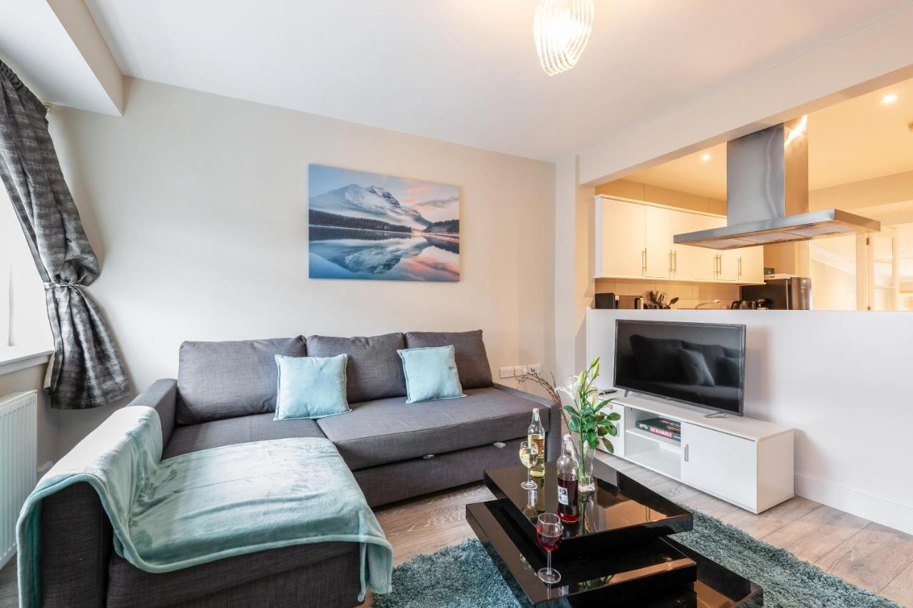 Dartford, Kent - Modern 2Bd 2Bath En-Suite Bungalow M25 Bluewater Exteriör bild